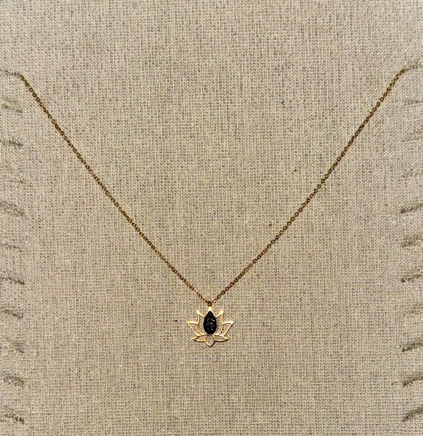 Collier “ Fleur de lotus ”